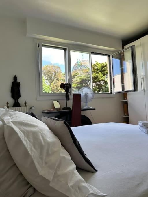 Private Bedrooms Near Eiffel Tower * Parigi